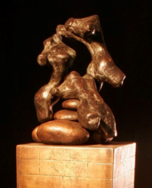 Hoger en hoger - bronzen sculptuur