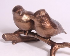 Bronze sculpture Love, trust and loyalty - Together