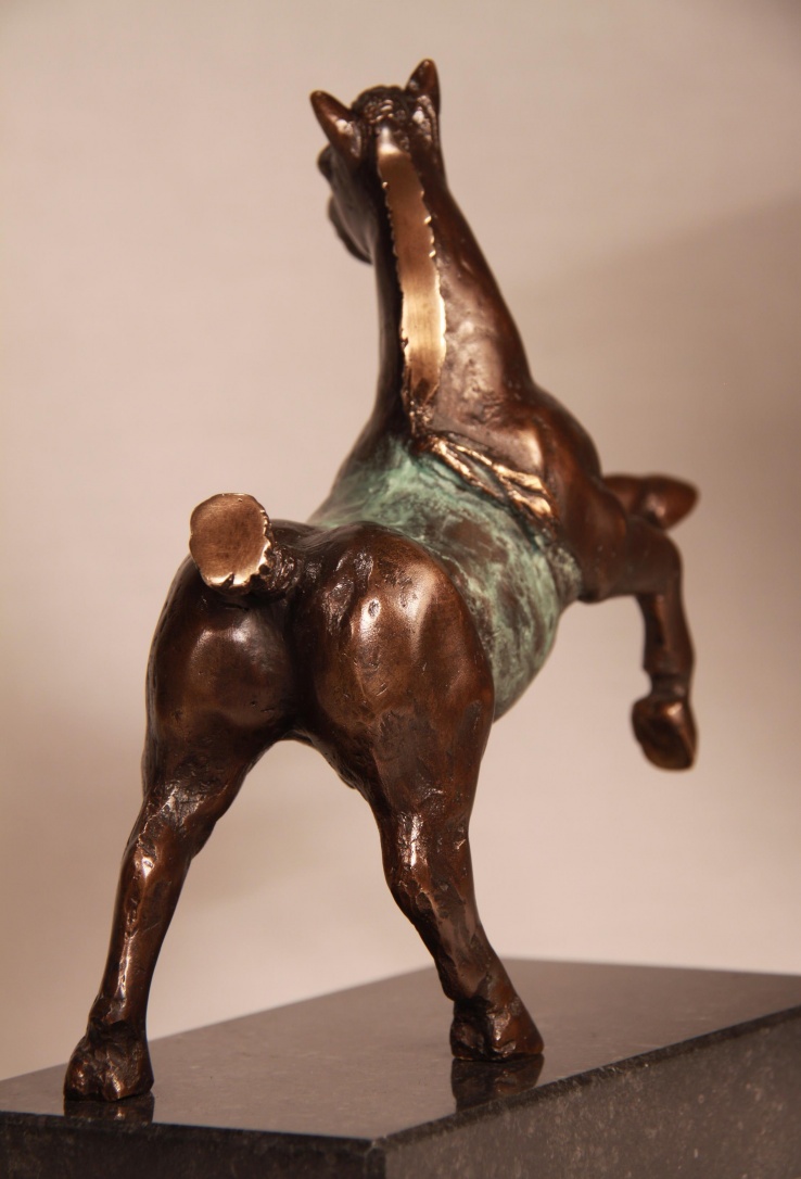 Bronzen paardenbeeld