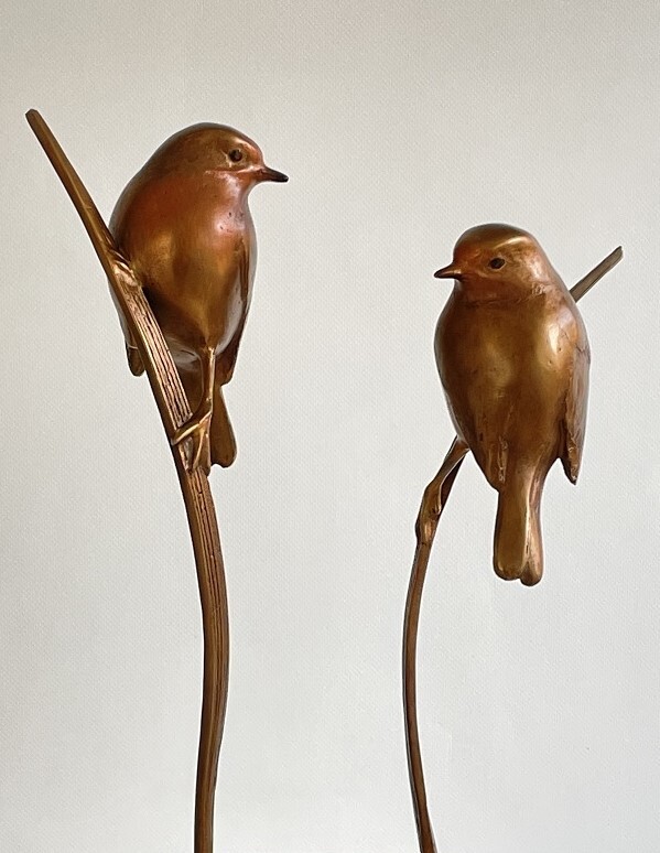 Huwelijksbeeld twee vogels samen door het leven