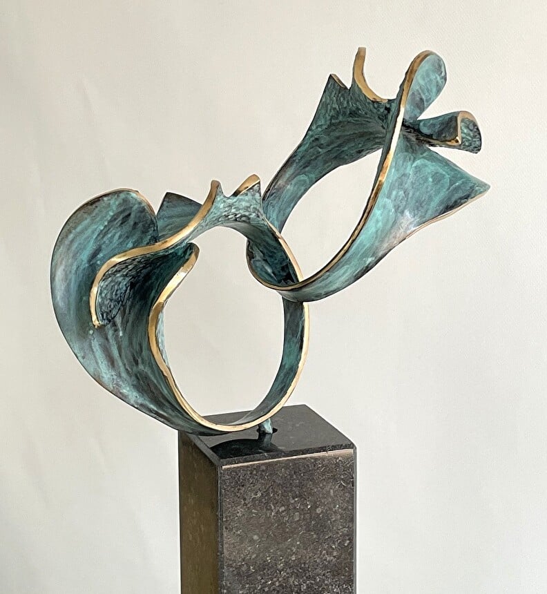 Huwelijksbeelden van brons
