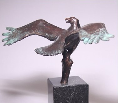 Roofvogel - wildlife art sculpture Osprey