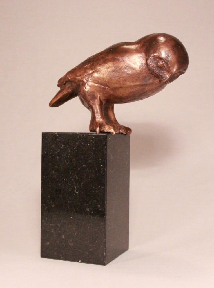 uil bronzen beeld