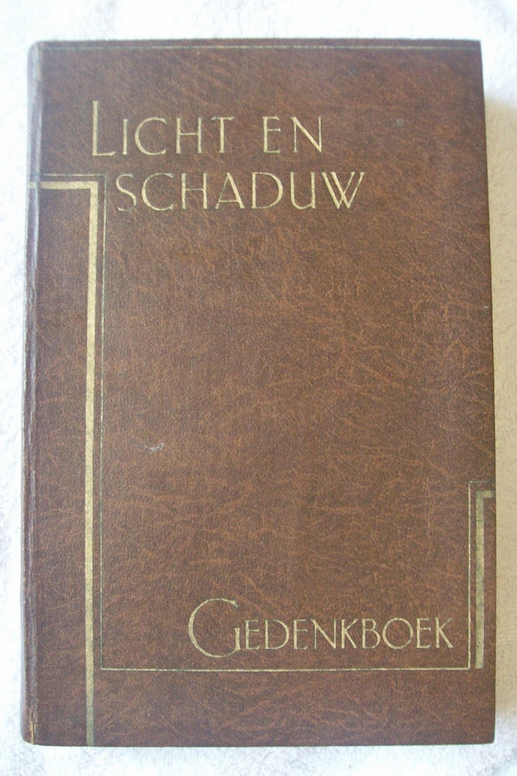 Licht en schaduw-gedenkboek