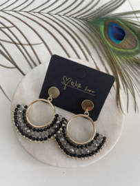 Statement earrings | gold and black