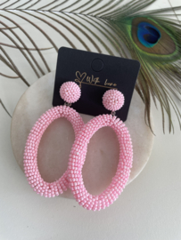 Statement earrings | pink