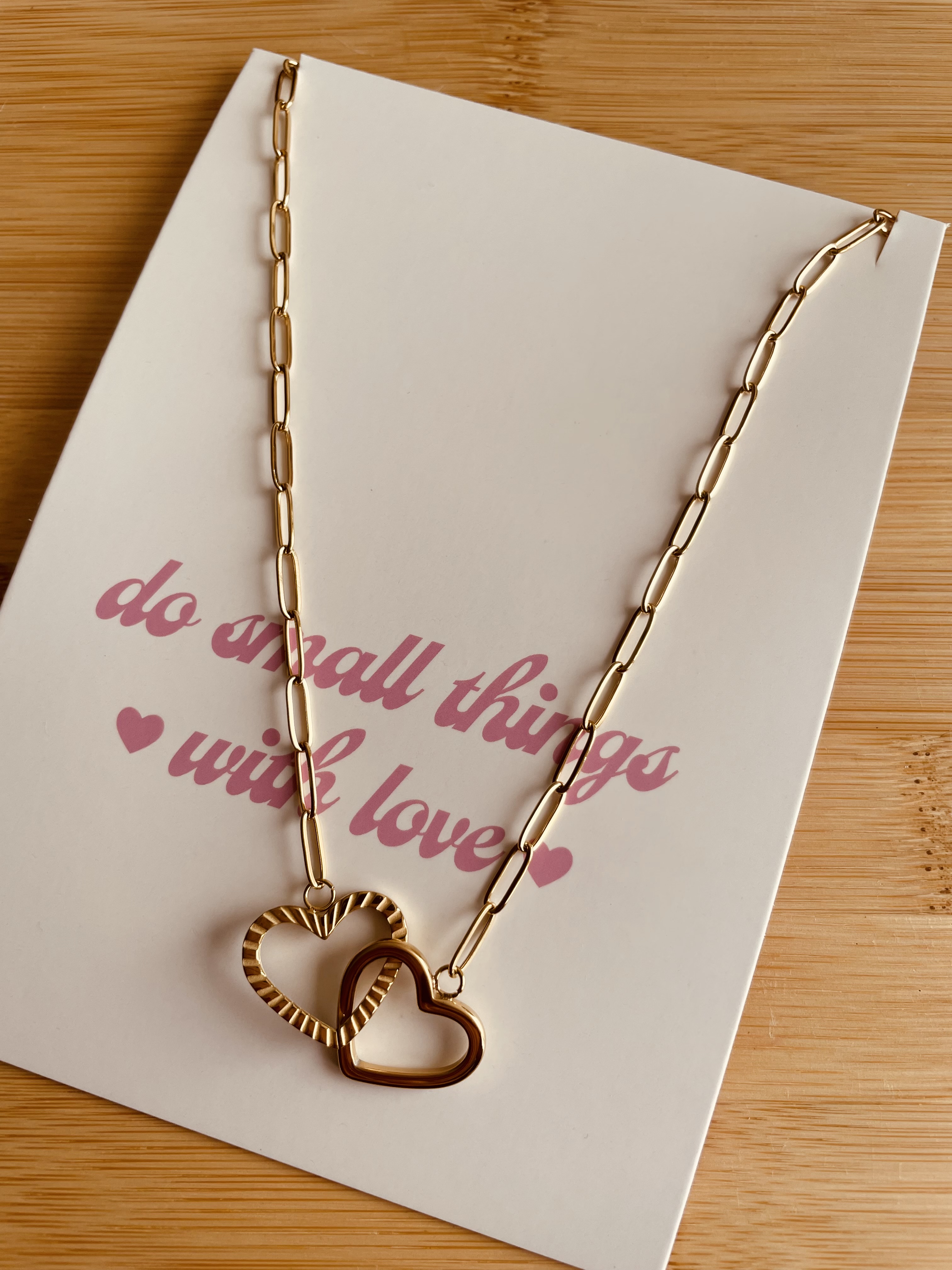 Goudkleurige ketting | hearts