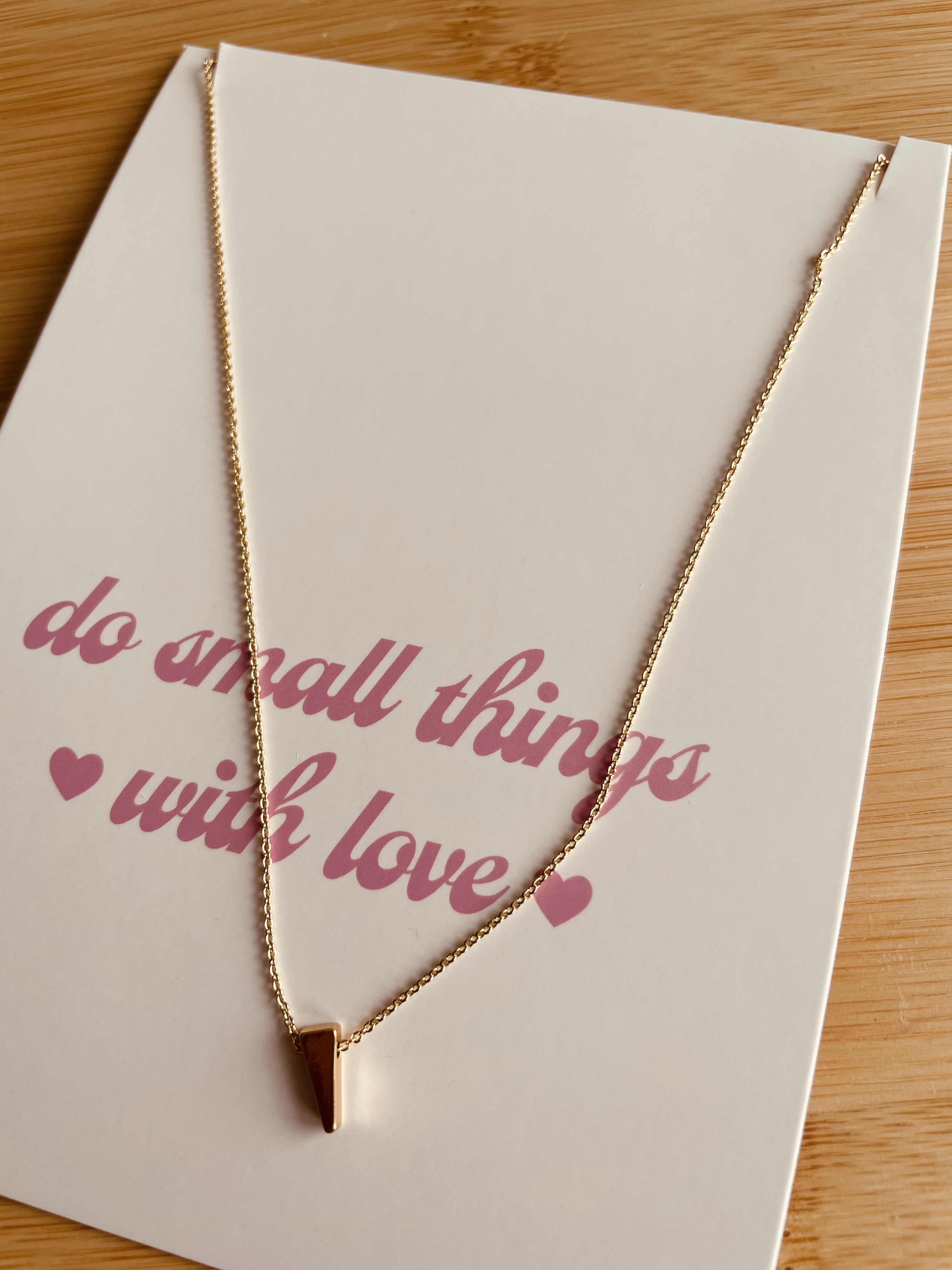 Goudkleurige ketting met hanger