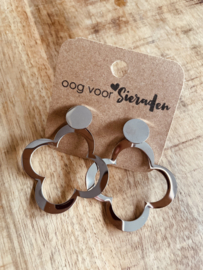 Rvs oorbellen | Zilver met bloem