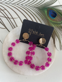 Statement earrings | gold and fuchsia