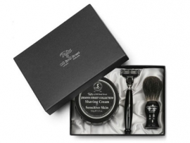 Taylor of Old Bond Street Pure Badger Scheerkwast, Scheermes & Shavingcream 150g Jermyn Street Collection