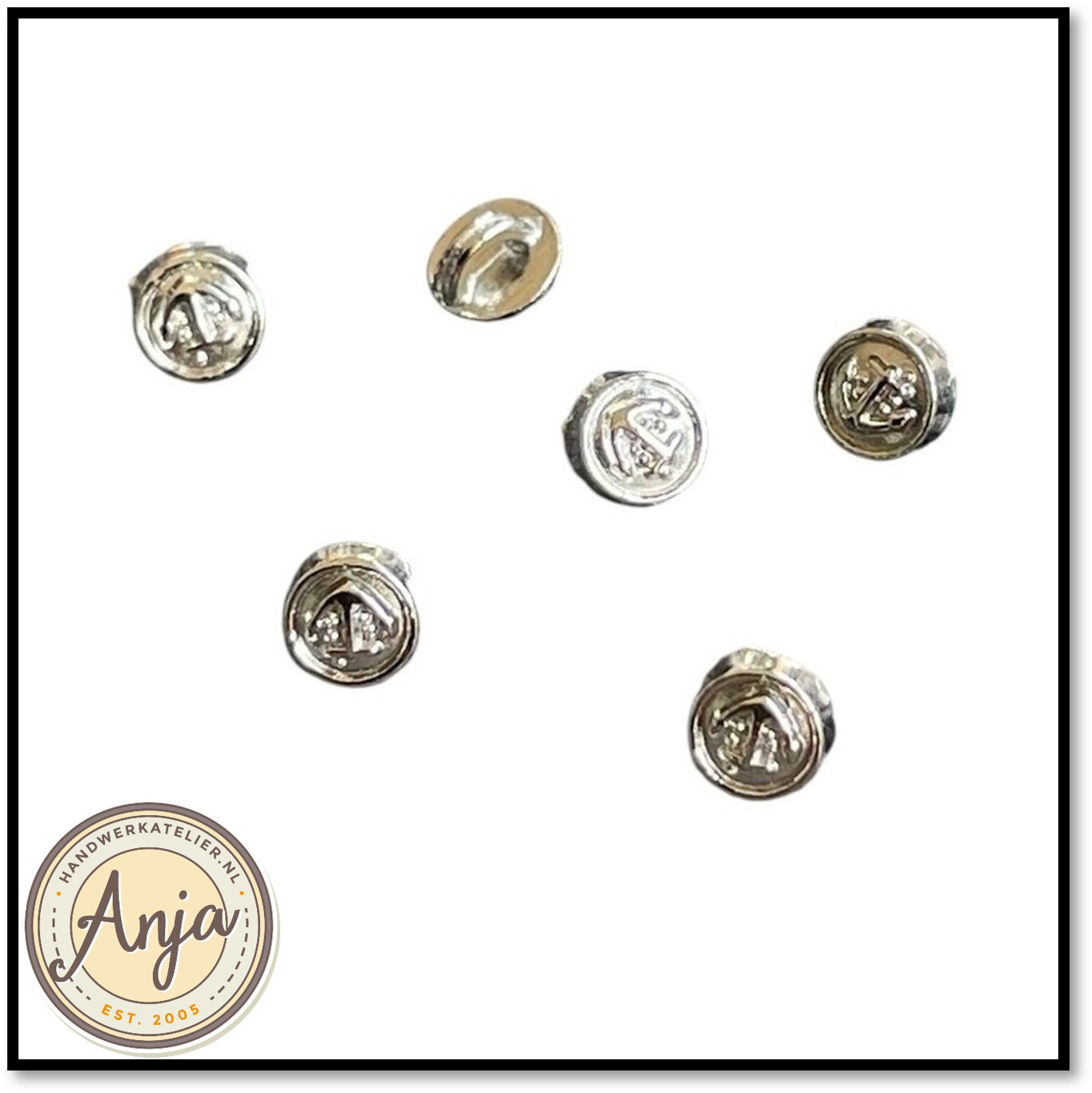 Schachtknoopjes Zilver 4 mm per 6