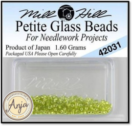 42031 Petite Glass Beads Citron