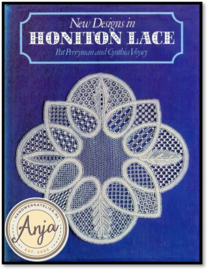 New Designs in Honiton Lace - Pat Perryman and Cynthia Voysey