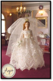 4736 Bruid Grace met kanten jurkje