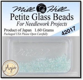 42017 Petite Glass Beads Crystal Aqua