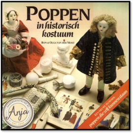 Poppen in historisch kostuum - Ron & Olga van der Morst