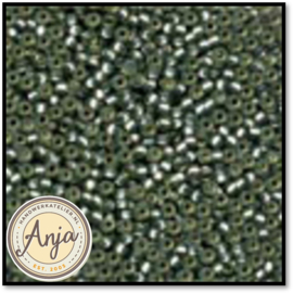 42036 Petite Glass Beads Bay Leaf