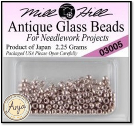 03005 Antique Glass Beads Platinum Rose
