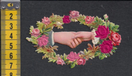 Handjes in bloemenkrans antiek poezieplaatje met zijde (618)