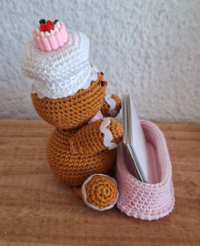 Haakpatroon PDF Visitekaartjes houder met Gingerbread man