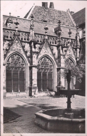 Fontein in de Kloostergang - Utrecht - oude kaart [15182]