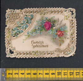 Relief Duif en bloemen met ZIJDE antieke kaart [AK18]