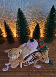 Crocheted Mice with Caramel Cake