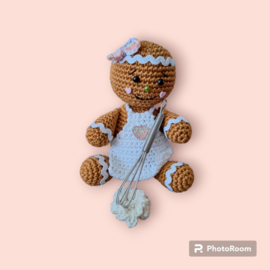 Crochet big baker with aprons,  batter and whisk (rose heart)