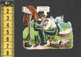 Soldaat poetst laarzen antiek poezieplaatje (784)