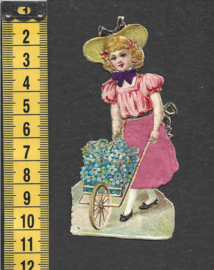 Meisje met kruiwagen antiek poezieplaatje met zijde (798)