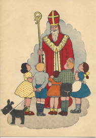Kinderen staan bij Sinterklaas prentbriefkaart [A102078]
