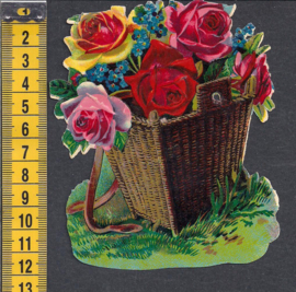 Rieten mand met bloemen antiek poezieplaatje (416)
