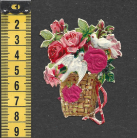 Rozenmand met duiven antiek poezieplaatje met zijde (745)