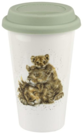 Wrendale Designs Travel Mug 'Family Pride' Leeuwen