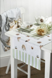 Wrendale Designs 'Woodlanders' Table Runner 35 x 250 cm