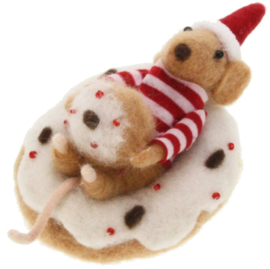 Meander Kerstmuis op donut -vilt-