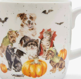 Wrendale Designs Mug 400 ml 'The Halloween Party' -Cat & Dogs-