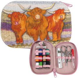Emma Ball Naaisetje - Highland Coos