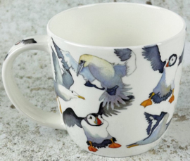 Emma Ball Mug with Gift Box - Flying Seabirds -mok met rond oor-