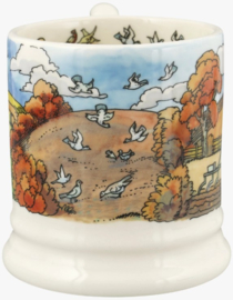 Emma Bridgewater The Good Life Baling & Ploughing - 1/2 Pint Mug