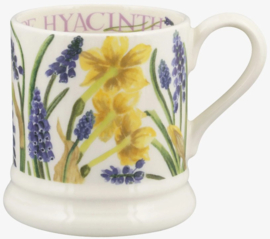Emma Bridgewater Flowers - Tete-A-Tete & Grape Hyacinth - 1/2 Pint Mug
