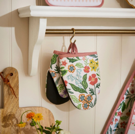Ulster Weavers Micro Mitts - Petals & Prose - set of 2