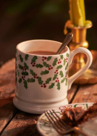 Emma Bridgewater - Tiny Scattered Holly - 1/2 Pint Mug