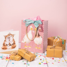 Wrendale Designs Gift Bag - Medium 'Not a Daisy Goes By' Duck