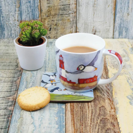 Emma Ball Mug with Gift Box - Puffins & a Lighthouse -mok met rond oor-