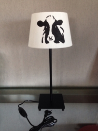 Koe lamp met ronde poot