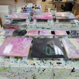 Woensdag kennismaken met kunst 2026: tegel decoratief glazuren, acryl gieten, aquarelleren