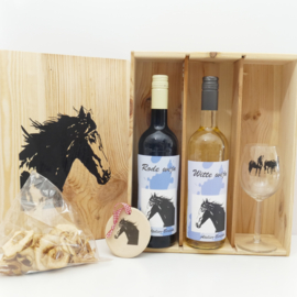Friese paarden geschenken/cadeau pakket