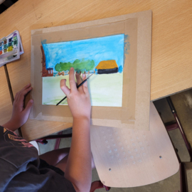 Les: buiten landschap tekenen en in de klas aquarelleren.